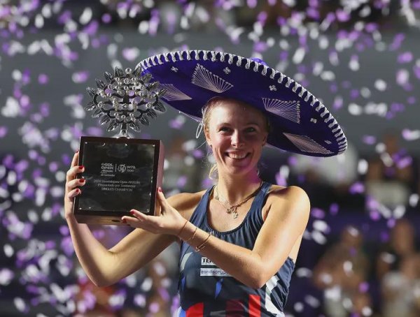 炒股配资平台配资 0-2又爆冷！500赛成鸡肋，WTA最水4强阵容，这冠军白送啊？